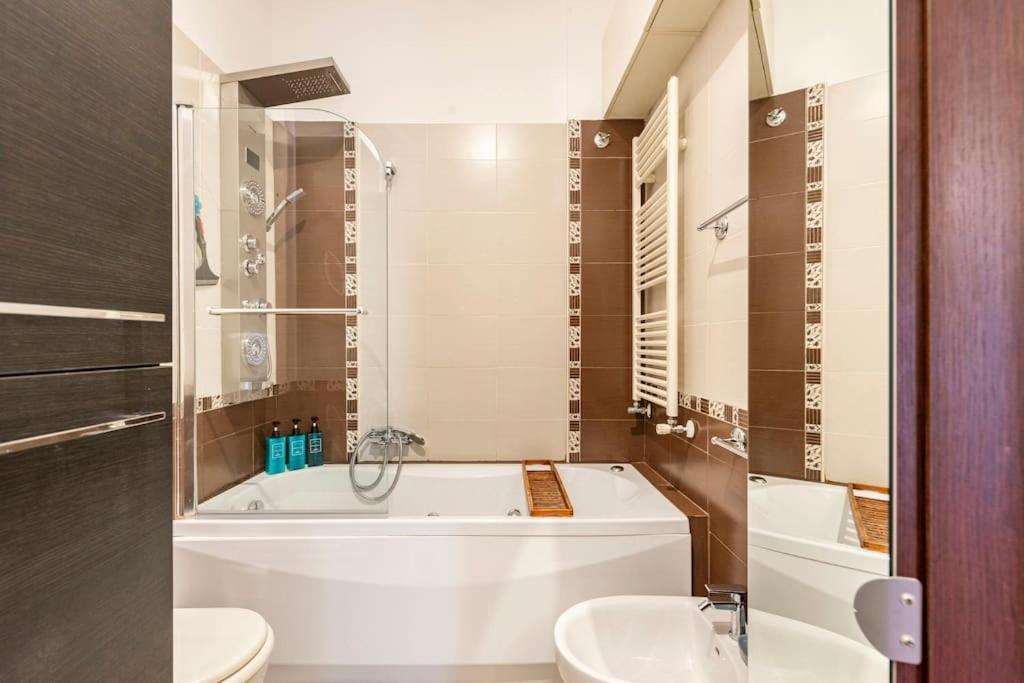 Apartment La Casudda Di Ro' - Metro A Battistini Rom